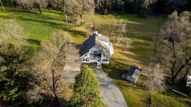 28457 Hwy 299, Round Mountain, CA 96084