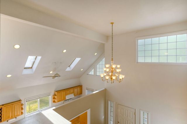 28457 Hwy 299, Round Mountain, CA 96084