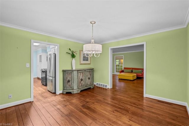 809 Hillcrest Drive, High Point, NC 27262