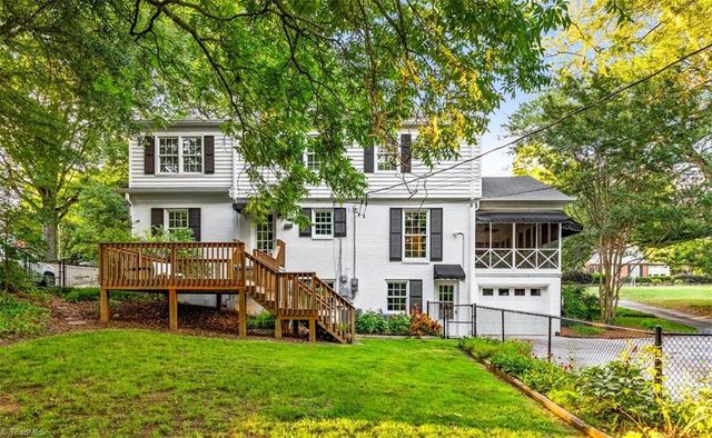 809 Hillcrest Drive, High Point, NC 27262