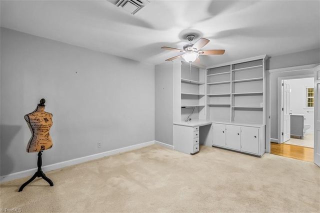 809 Hillcrest Drive, High Point, NC 27262