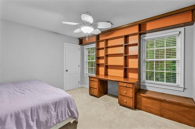 809 Hillcrest Drive, High Point, NC 27262
