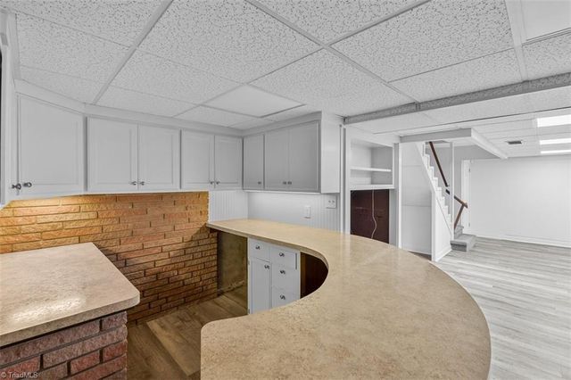 809 Hillcrest Drive, High Point, NC 27262
