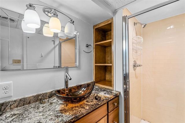 809 Hillcrest Drive, High Point, NC 27262