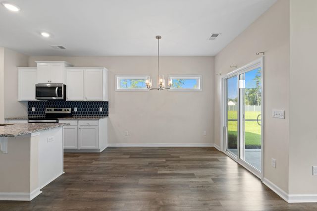 115 Avery Woods Dr., Longs, SC 29568