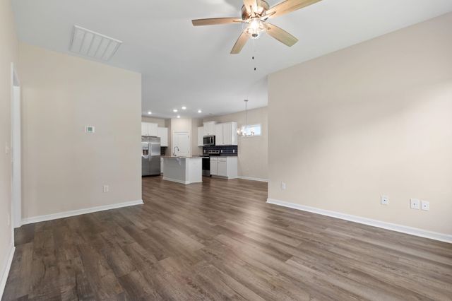 115 Avery Woods Dr., Longs, SC 29568