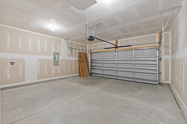 115 Avery Woods Dr., Longs, SC 29568
