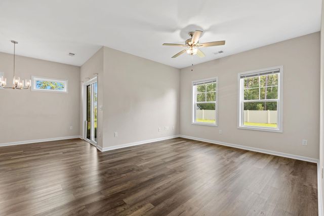 115 Avery Woods Dr., Longs, SC 29568