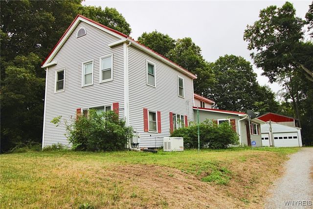 12226 Ridge Road, Ridgeway, NY 14103