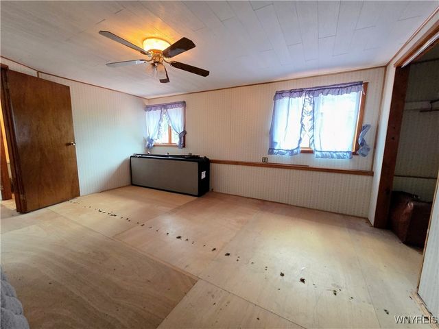 12226 Ridge Road, Ridgeway, NY 14103