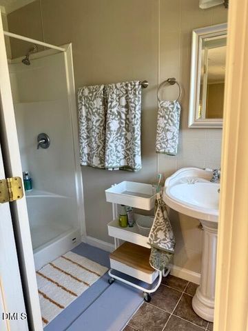 625 Mccray Road, Burlington, NC 27217