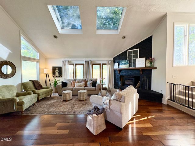 625 Mccray Road, Burlington, NC 27217