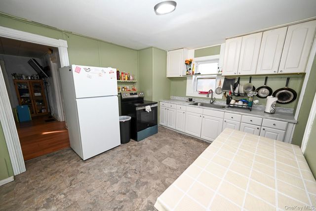 45 Rider Avenue, Patchogue, NY 11772