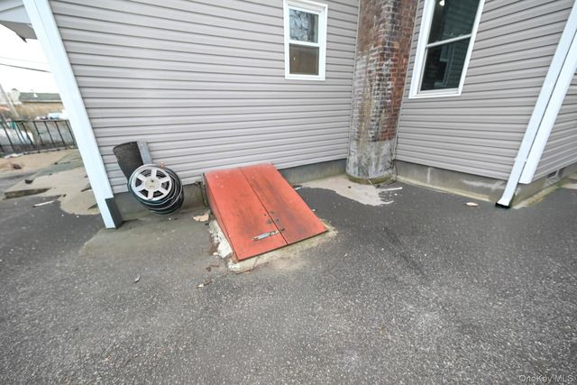 45 Rider Avenue, Patchogue, NY 11772