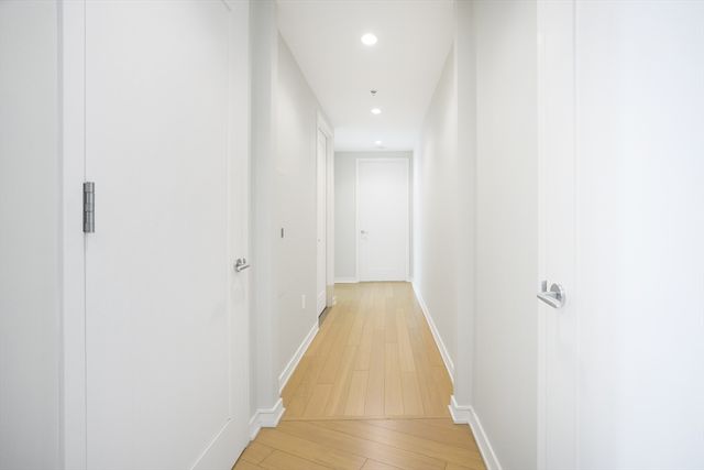 580 Washington St 12E, Boston, MA 02111