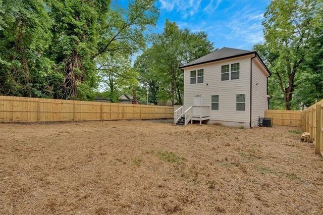 786 Neal Street NW, Atlanta, GA 30318