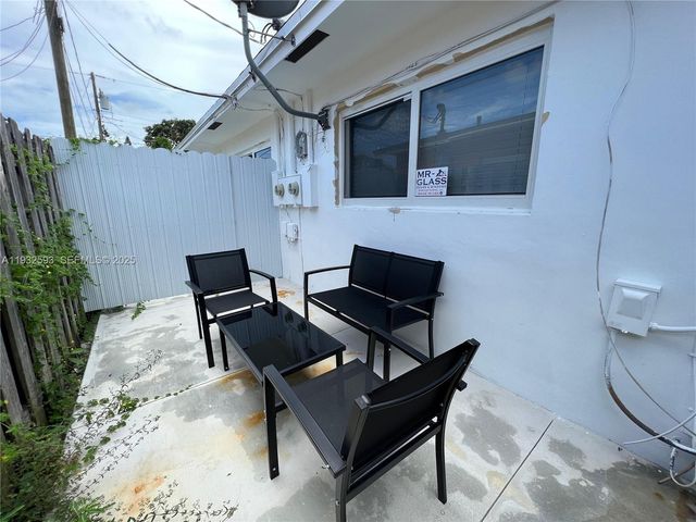 1910 Thomas St 1-2, Hollywood, FL 33020