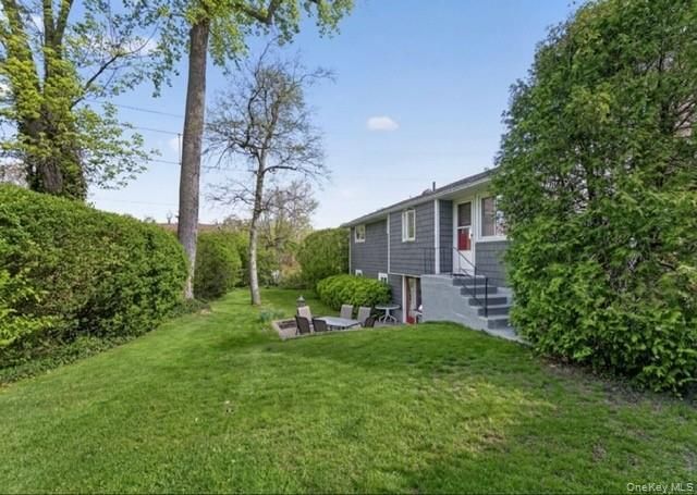 8 Glen Lane, Glenwood Landing, NY 11547