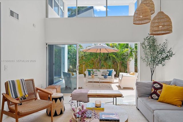 2721 SW 22nd Ave A, Miami, FL 33133