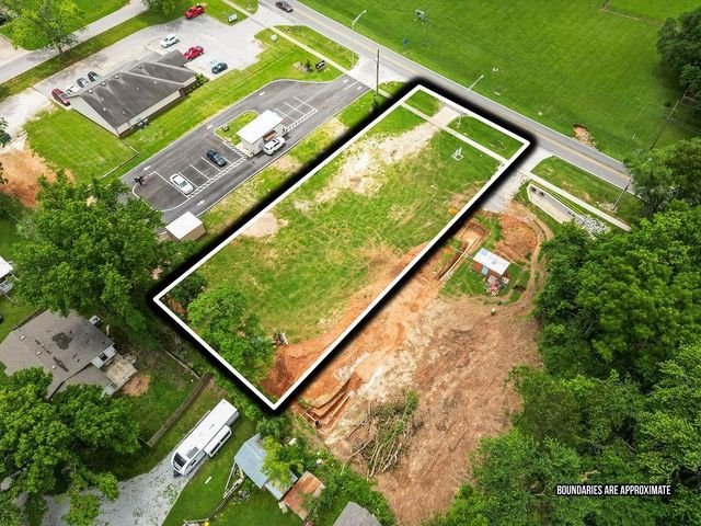 000 N Curtis Avenue, Pea Ridge, AR 72751