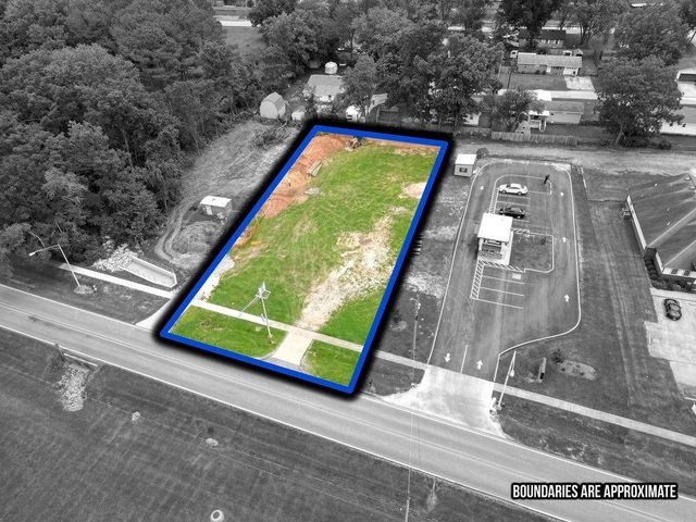 000 N Curtis Avenue, Pea Ridge, AR 72751