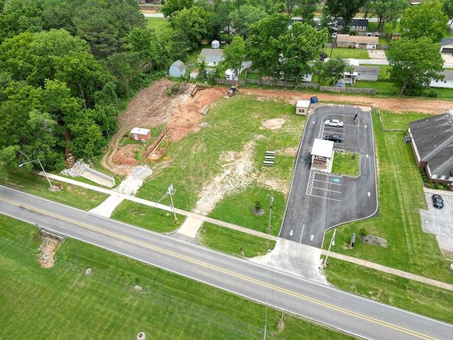 000 N Curtis Avenue, Pea Ridge, AR 72751