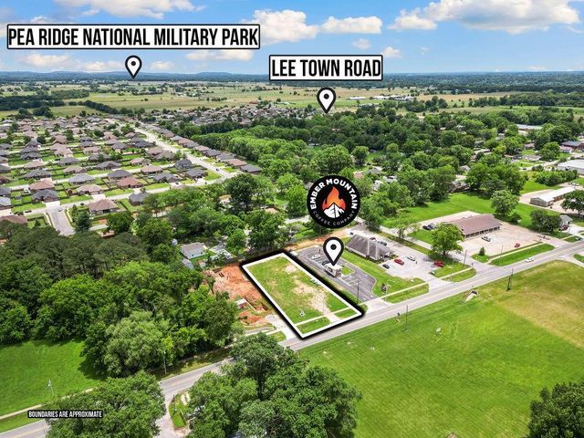 000 N Curtis Avenue, Pea Ridge, AR 72751
