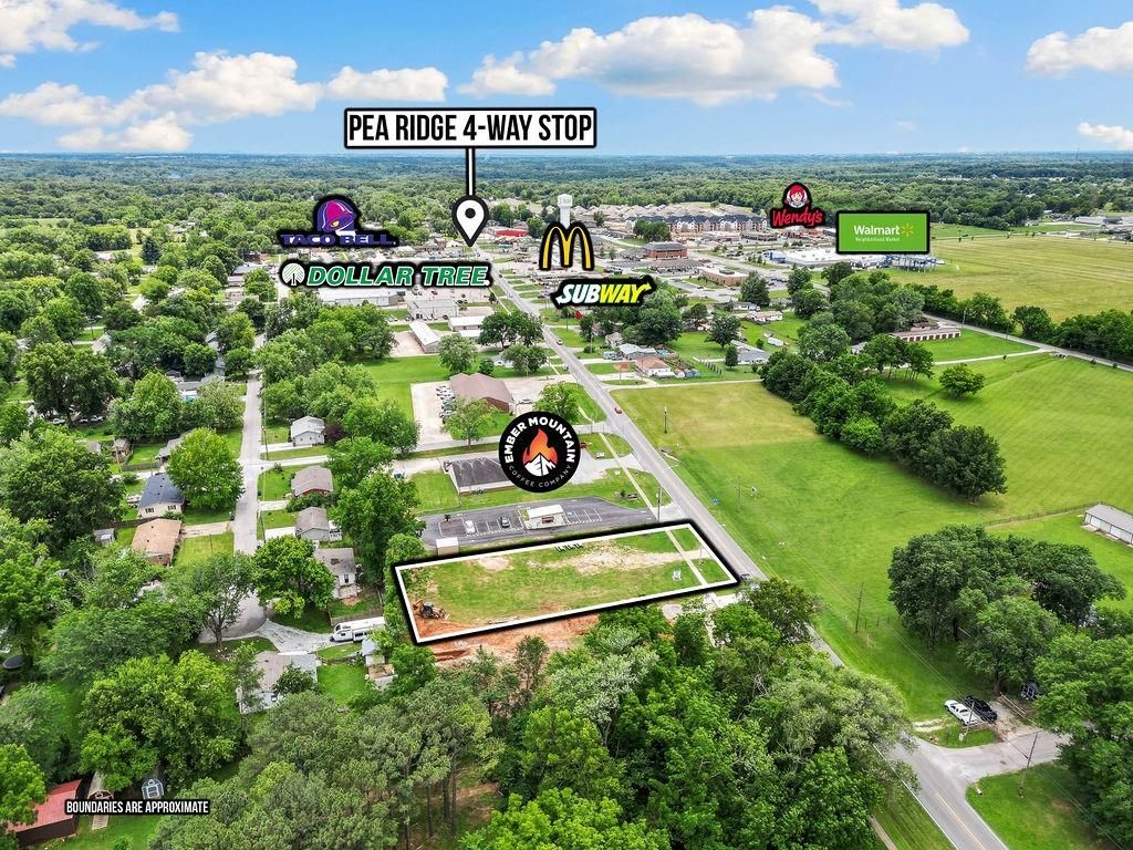 000 N Curtis Avenue, Pea Ridge, AR 72751