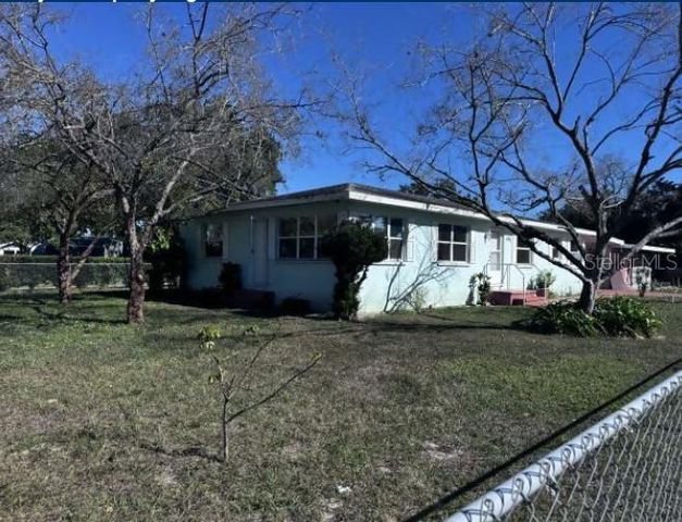 321 ARIANA AVENUE, Auburndale, FL 33823