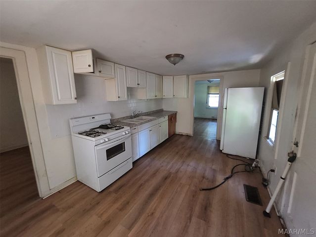 139 Simpson Street, Montgomery, AL 36104