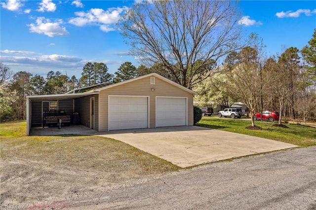 5075 Lakeview Drive, Salisbury, NC 28147