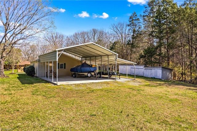 5075 Lakeview Drive, Salisbury, NC 28147