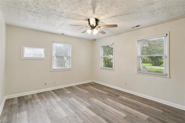 714 Hilton BLVD, Newport News, VA 23605