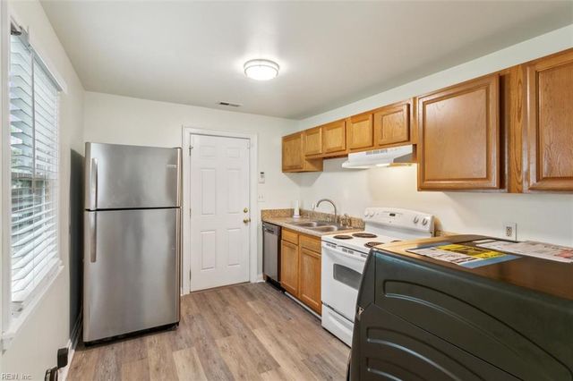714 Hilton BLVD, Newport News, VA 23605