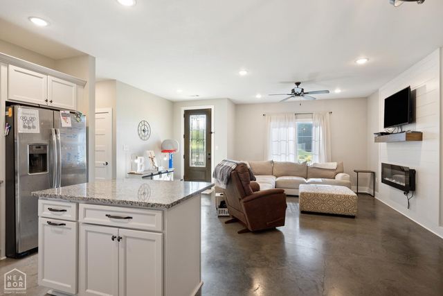 119 East Hills, Bono, AR 72416