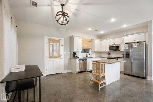 119 East Hills, Bono, AR 72416