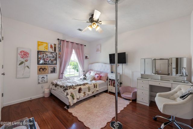 611 Peaceful Dr, Elizabethtown, KY 42701