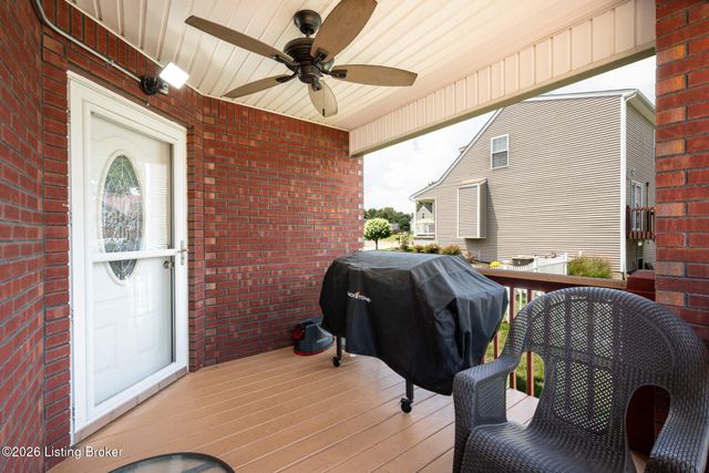 611 Peaceful Dr, Elizabethtown, KY 42701