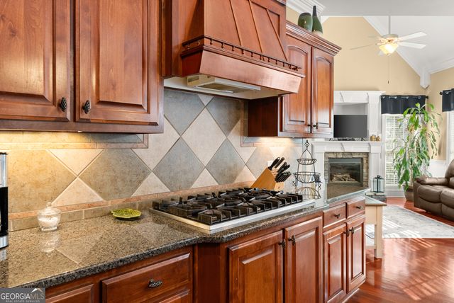 508 Smithson Crossing, Mcdonough, GA 30252