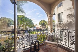 918 S Wooster Street 2, Los Angeles, CA 90035