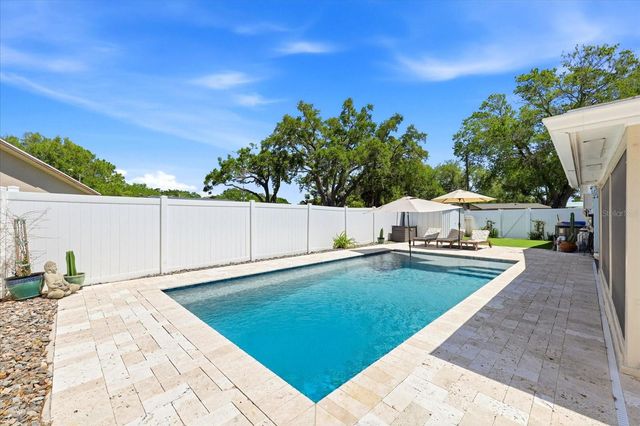 5700 HARDING BOULEVARD NE, St Petersburg, FL 33703