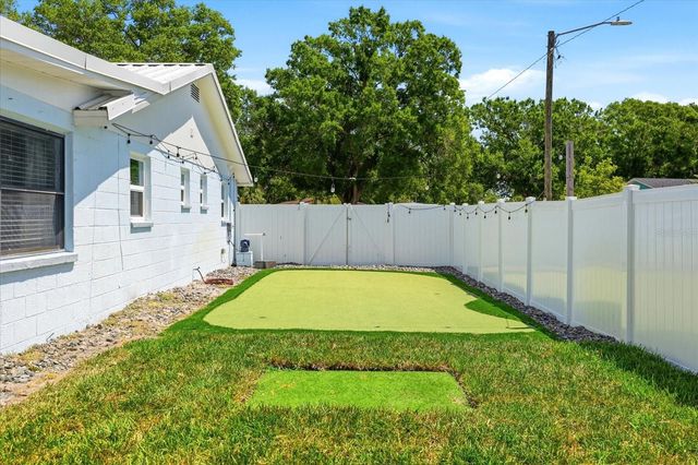 5700 HARDING BOULEVARD NE, St Petersburg, FL 33703