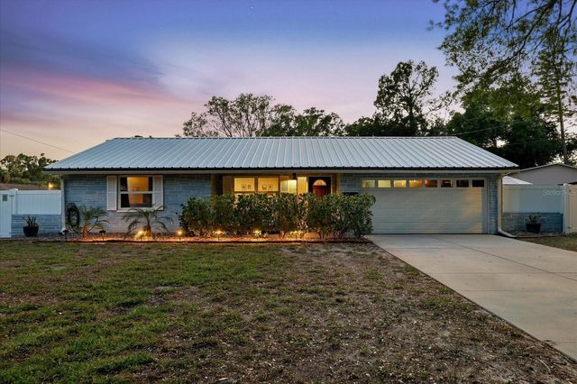 5700 HARDING BOULEVARD NE, St Petersburg, FL 33703