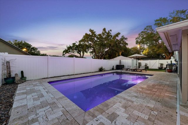 5700 HARDING BOULEVARD NE, St Petersburg, FL 33703