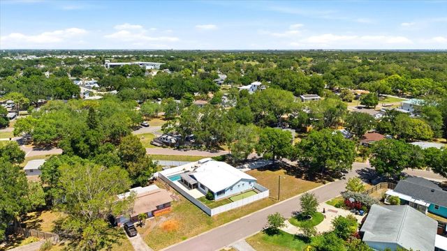 5700 HARDING BOULEVARD NE, St Petersburg, FL 33703