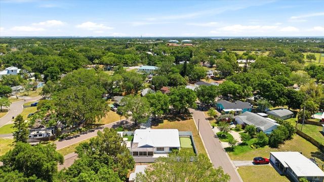 5700 HARDING BOULEVARD NE, St Petersburg, FL 33703
