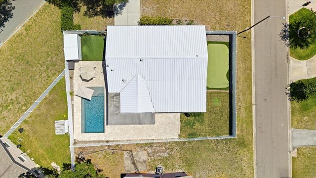5700 HARDING BOULEVARD NE, St Petersburg, FL 33703