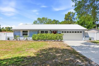 5700 HARDING BOULEVARD NE, St Petersburg, FL 33703