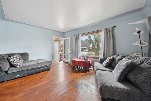 17360 Mansfield Street, Detroit, MI 48235