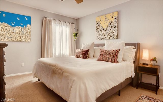 9395 Arrowhead Bluff Avenue, Las Vegas, NV 89149